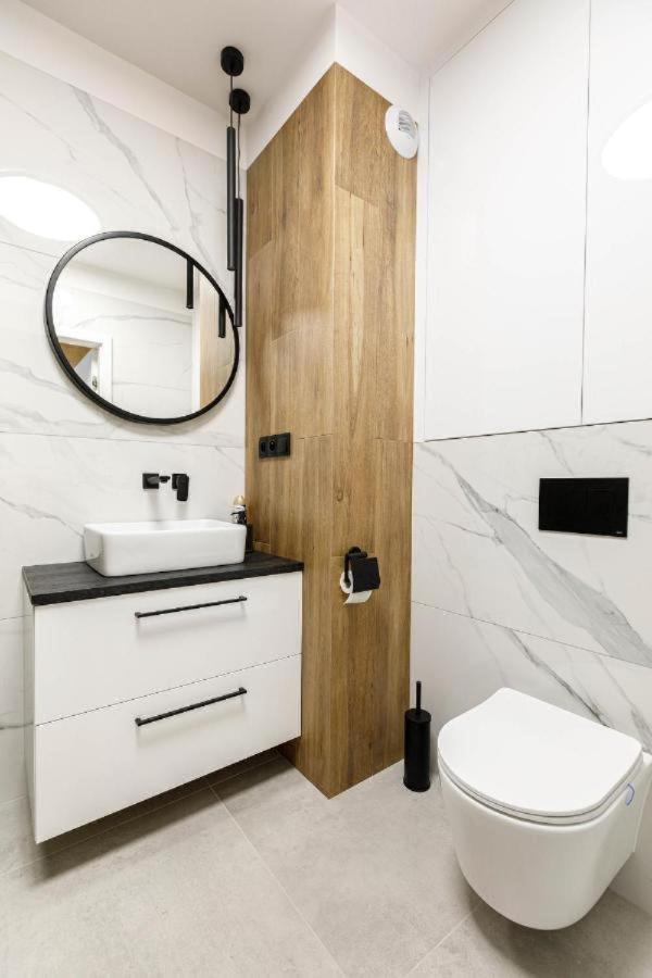 Urban Chic - Studio Apartment - Odra View&Witolda Wroclaw Exterior photo
